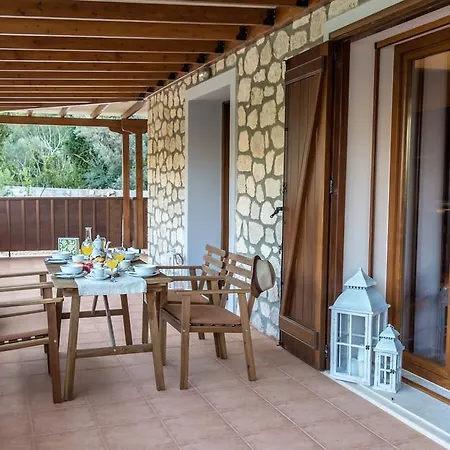 Villa Aletro Agios Nikitas